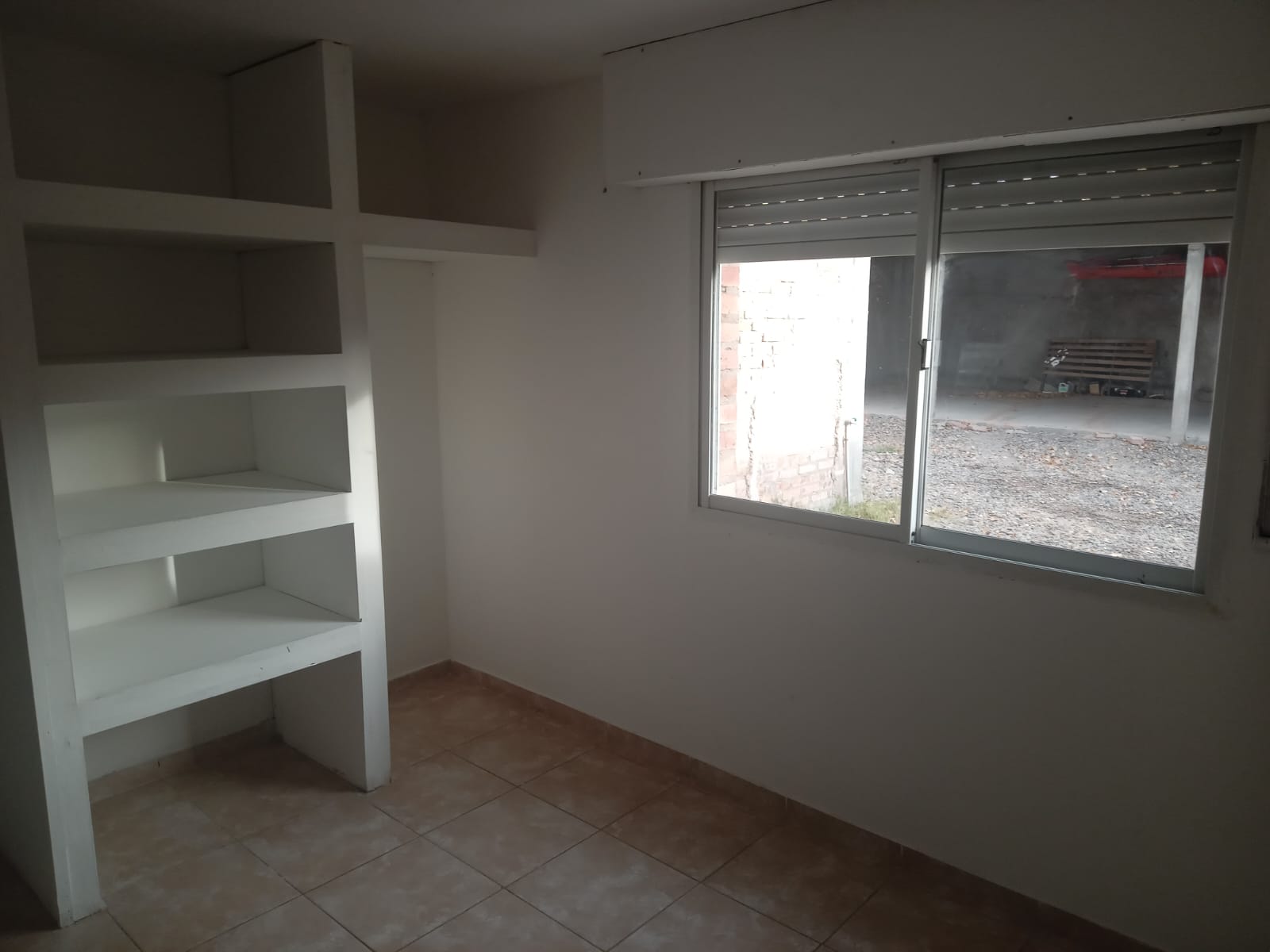 Dpto en Valentina Sur