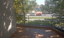 Local comercial y departamentos en Alem al 500